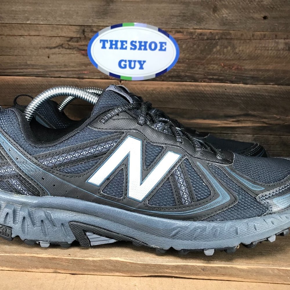 🔥🔥MEN’S SIZE 10 NEW BALANCE BLACK LOW TOP SHOES
